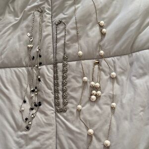 Elegant Silver and Black Necklace Set